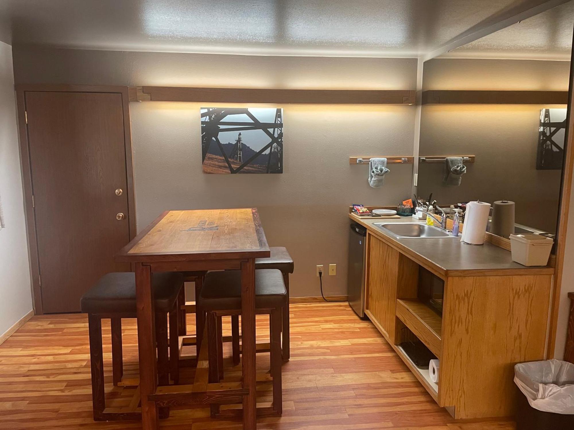 アメリカズ ベスト バリュー イン ビュート 部屋 写真